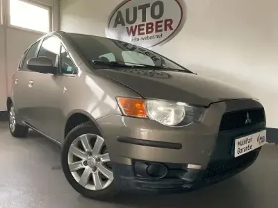 Gebraucht Mitsubishi Colt Invite 135 PS (99 kW) 2009 Grau Kleinwagen