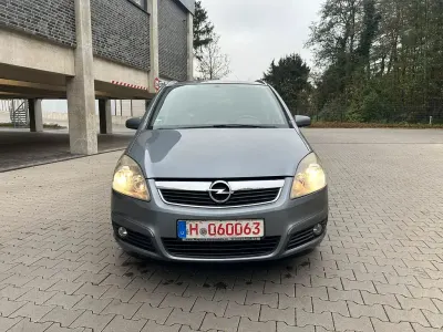 Gebraucht Opel Zafira Catch Me 200 PS (147 kW) 2007 Grau Van / Kleinbus