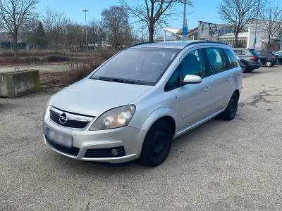 Gebraucht Opel Zafira 140 PS (102 kW) 2008 Silber Van / Kleinbus