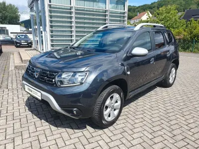 Gebraucht Dacia Duster Comfort 114 PS (83 kW) 2019 Grau "comete" SUV