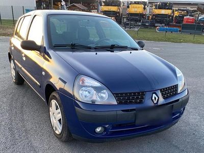 Usata Renault Clio II 58 CV (42 kW) 2003 Blu Utilitaria