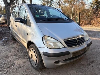 Usata Mercedes A140 Elegance 82 CV (60 kW) 2004 Argento Utilitaria