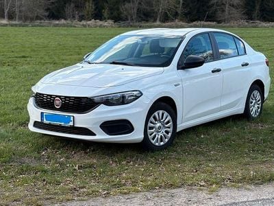 Gebraucht Fiat Tipo Pop 95 PS (69 kW) 2018 Weiß Limousine