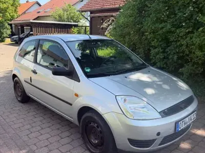 Gebraucht Ford Fiesta Ghia 80 PS (58 kW) 2005 Andere farben Kleinwagen