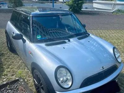 Używany Mini Cooper 116 KM (85 kW) 2005 Szary Hatchback