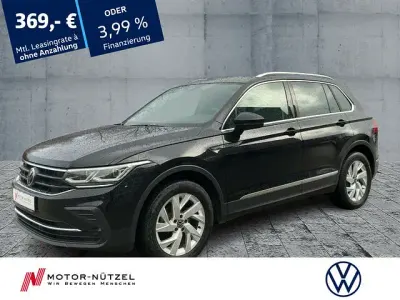 Gebraucht VW Tiguan Life 150 PS (110 kW) 2021 Deep black perleffekt SUV