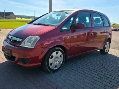 Gebraucht Opel Meriva Edition 90 PS (66 kW) 2005 Granatapfelrot mi2 Van / Kleinbus