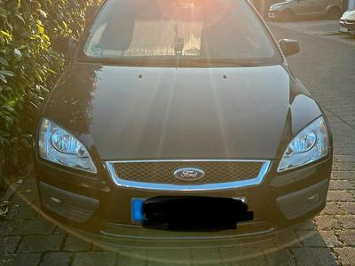 Gebraucht Ford Focus 2002 Schwarz Kleinwagen