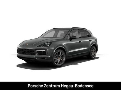 Grau Gebraucht 2020 Porsche Cayenne SUV | 59.900 € (Etwas zu teuer)