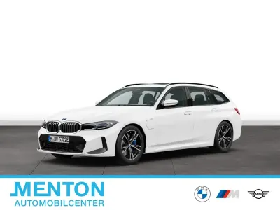 Gebraucht BMW 330e Sport Line 292 PS (214 kW) 2025 Weiß Kombi