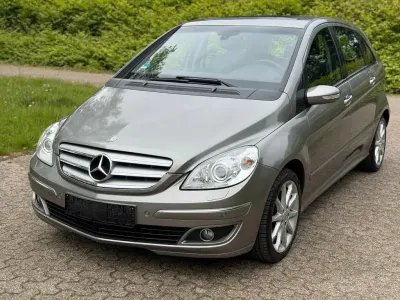 Gebraucht Mercedes B200 136 PS (100 kW) 2005 Grau Van / Kleinbus