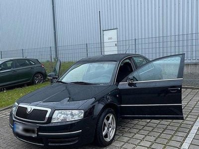 Usado Skoda Superb Classic 140 HP (102 kW) 2007 Preto Sedan