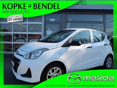 Gebraucht Hyundai i10 Select 67 PS (49 kW) 2019 Polar white / sol Kleinwagen