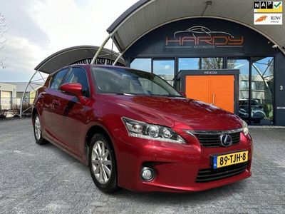 Lexus CT200h