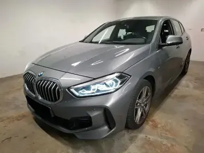 Gebraucht BMW 118 M Sport 150 PS (110 kW) 2023 Grau Limousine