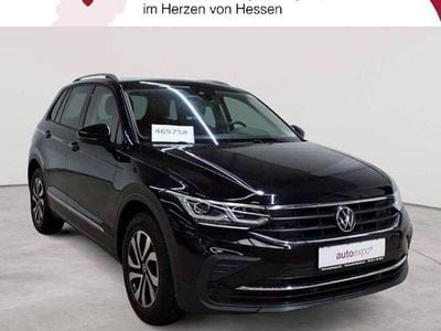 Gebraucht VW Tiguan Active 150 PS (110 kW) 2022 Deep black perleffekt SUV