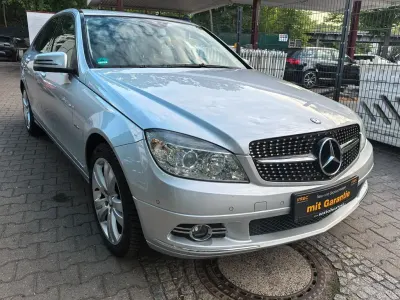 Gebraucht Mercedes C200 184 PS (135 kW) 2011 Silber Limousine