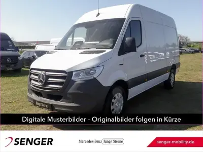 Usado Mercedes E-Sprinter 80 kW (110 HP) 2025 Andere Van