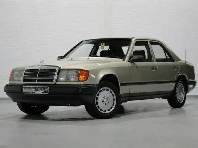 Gebraucht Mercedes E300 188 PS (138 kW) 1986 Silber Limousine