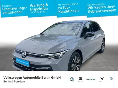 Gebraucht VW Golf VIII Goal 150 PS (110 kW) 2025 Mondsteingrau Limousine