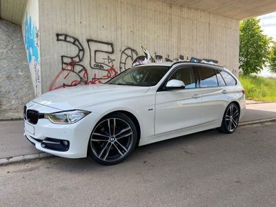 gebraucht BMW 320 d Aut. Touring Sport Line NAVI XENON 19 ZOLL