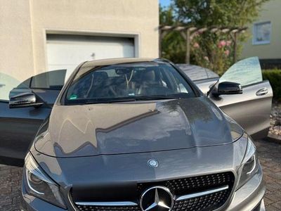 Mercedes CLA200