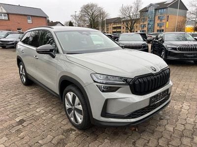 Neu Skoda Kodiaq Selection 150 PS (110 kW) 2025 Grau SUV