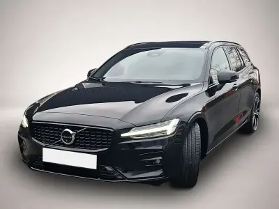 Gebraucht Volvo V60 Plus 197 PS (144 kW) 2025 Schwarz Kombi