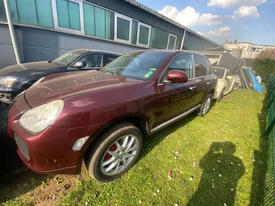 Usata Porsche Cayenne Turbo 450 CV (330 kW) 2004 Rosso SUV