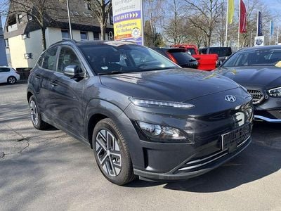 Gebraucht Hyundai Kona 100 kW (136 PS) 2023 Grau SUV