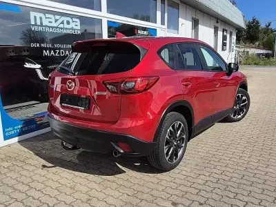 Używany Mazda CX-5 Nakama 165 KM (121 kW) 2017 Czerwony SUV