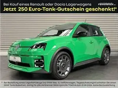 Nuova Renault 5 E-Tech Evolution 89 kW (122 CV) 2026 Verde Berlina