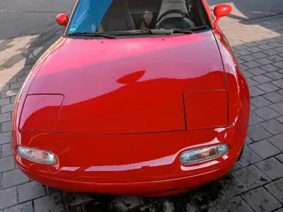 Gebraucht Mazda MX5 116 PS (85 kW) 1990 Rot Cabrio