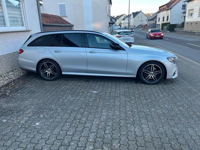 Gebraucht Mercedes E250 AMG line 211 PS (155 kW) 2017 Silber Kombi