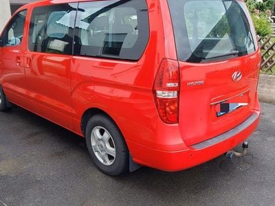 Hyundai H-1