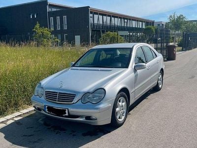 Gebraucht Mercedes C180 Classic 143 PS (105 kW) 2001 Silber Limousine