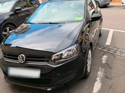 Gebraucht VW Polo 69 PS (50 kW) 2010 Schwarz Kleinwagen