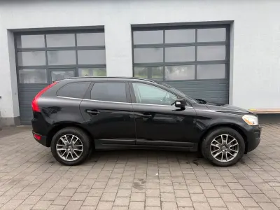 Używany Volvo XC60 Pro 163 KM (119 kW) 2013 Czarny SUV