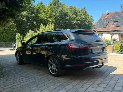 Gebraucht Ford Mondeo 136 PS (100 kW) 2012 Schwarz Kombi