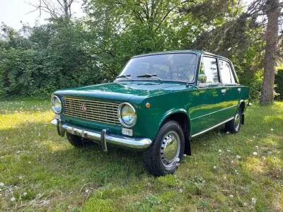 Second-hand Lada 2101 60 CP (44 kW) 1974 Verde Berlinǎ