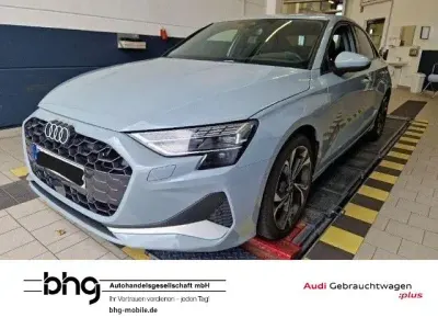 Gebraucht Audi A3 S-Line 116 PS (85 kW) 2024 Grau Limousine