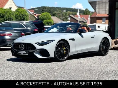 Gebraucht Mercedes SL63 AMG AMG 585 PS (430 kW) 2023 Grau Cabrio