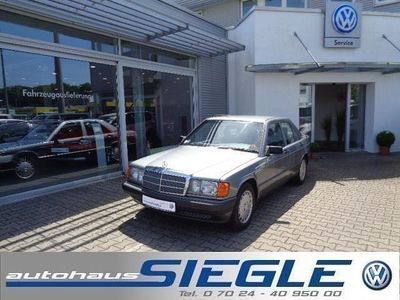 Gebraucht Mercedes 190 122 PS (89 kW) 1991 Grau metallic Limousine
