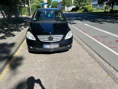 Mercedes B150