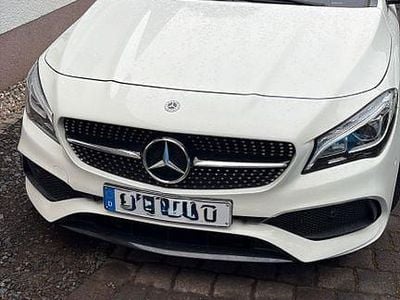 Schwarz Gebraucht 2017 Mercedes CLA220 Shooting Brake Kombi | 18.000 € (Guter Preis)