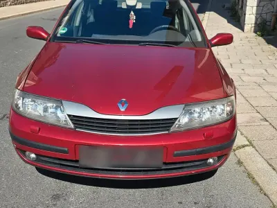 Gebraucht Renault Laguna II 116 PS (85 kW) 2001 Rot Limousine