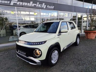 Buttercream yellow Neu 2025 Hyundai Inster Select Kleinwagen | 23.990 €