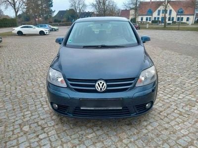 Second-hand VW Golf IV 140 CP (102 kW) 2006 Gri Berlinǎ