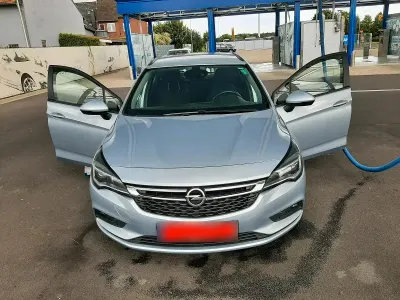 Gebraucht Opel Astra Sport 110 PS (80 kW) 2018 Blau Kombi