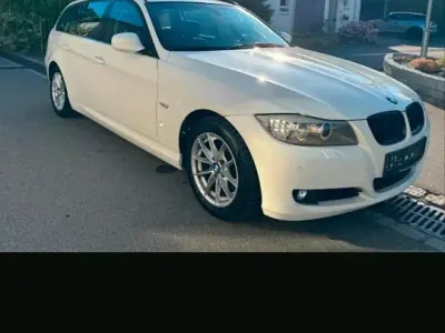 Gebraucht BMW 318 143 PS (105 kW) 2010 Weiß Kombi